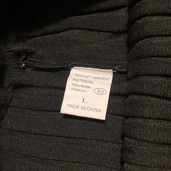 NWOTS Ladies Sweater & Skirt Set - Picture 11 of 13